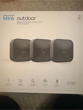 NWOT Blink Outdoor Battery-Powered Security Cameras - Black (3 Pack)